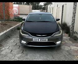 Chrysler 200